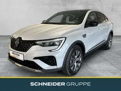 Kyanitweiß Gebraucht 2025 Renault Arkana Techno SUV | 29.990 € (Teuer)