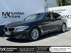 Black sapphire metallic Gebraucht 2023 BMW 520 Sport Line Limousine | 37.990 € (Etwas zu teuer)