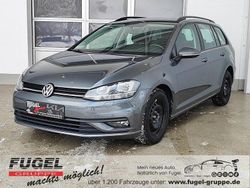 Indiumgrau metallic Gebraucht 2019 VW Golf VII Kombi | 14.999 € (Guter Preis)