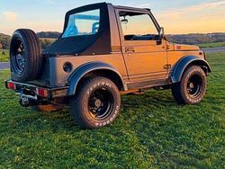 Grau Gebraucht 1988 Suzuki Samurai SUV | 8.999 €