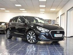 Phantom black Gebraucht 2019 Hyundai i30 Premium Kombi | 14.770 € (Superpreis)