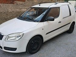 Gebraucht 2010 Skoda Roomster Van / Kleinbus | 1.000 €