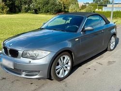 Grau Gebraucht 2009 BMW 118 Cabriolet Cabrio | 5.950 € (Superpreis)