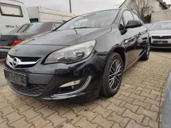 Schwarz Gebraucht 2013 Opel Astra Edition Limousine | 3.350 € (Guter Preis)