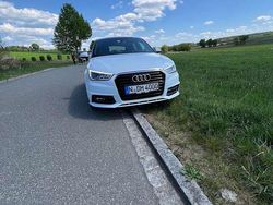 Weiß Gebraucht 2016 Audi A1 Sportback Design Kleinwagen | 12.900 € (Etwas zu teuer)