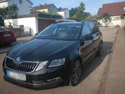 Schwarz Gebraucht 2018 Skoda Octavia Kombi | 16.000 € (Fairer Preis)
