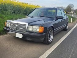 Blau Gebraucht 1985 Mercedes 190 Limousine | 8.900 €