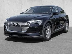 Schwarz Gebraucht 2023 Audi e-tron SUV | 45.349 € (Teuer)