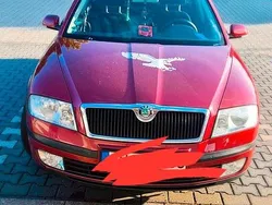 Rot Gebraucht 2006 Skoda Octavia Kombi | 2.800 €