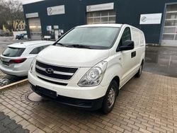 Weiß Gebraucht 2010 Hyundai H-1 Van / Kleinbus | 3.490 € (Guter Preis)
