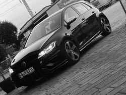Schwarz Gebraucht 2017 VW Golf VII R Limousine | 22.000 € (Fairer Preis)