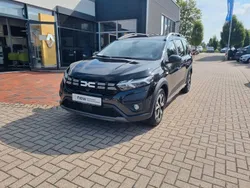 Schwarz Gebraucht 2023 Dacia Jogger Expression Limousine | 17.690 € (Fairer Preis)