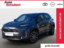 Marlingrau metallic Gebraucht 2022 Toyota Yaris Cross Sport SUV | 27.480 € (Etwas zu teuer)