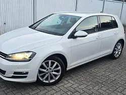 Weiß Gebraucht 2014 VW Golf VII Highline Limousine | 12.290 € (Fairer Preis)