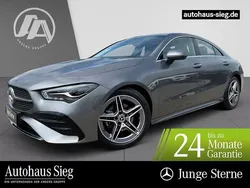 Mountaingrau Gebraucht 2024 Mercedes CLA180 AMG Limousine | 32.224 € (Guter Preis)