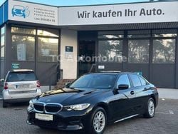 Schwarz Gebraucht 2021 BMW 320 Sport Line Limousine | 22.450 € (Fairer Preis)