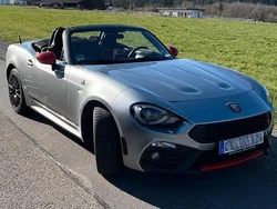 Grau Gebraucht 2017 Abarth 124 Spider Turismo Cabrio | 25.500 € (Fairer Preis)