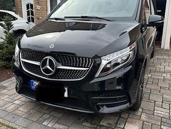 Schwarz Gebraucht 2021 Mercedes V300 AMG Van / Kleinbus | 57.500 € (Fairer Preis)