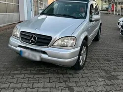 Silber Gebraucht 2001 Mercedes ML430 SUV | 5.650 €