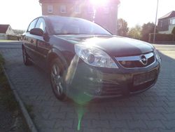 Grün Gebraucht 2005 Opel Vectra Cosmo Limousine | 3.499 € (Fairer Preis)