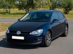 Blau Gebraucht 2016 VW Golf VII Allstar Limousine | 8.300 € (Teuer)
