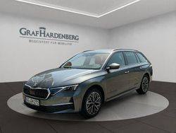 Grau Gebraucht 2025 Skoda Octavia Tour Kombi | 38.790 € (Etwas zu teuer)