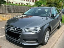 Grau Gebraucht 2016 Audi A3 Sportback Attraction Limousine | 15.900 € (Fairer Preis)