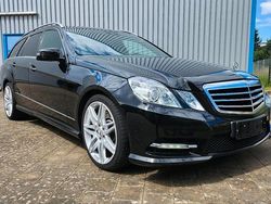 Schwarz Gebraucht 2012 Mercedes E350 AMG line Kombi | 11.000 € (Guter Preis)
