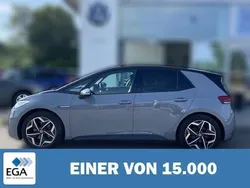 Grau Gebraucht 2021 VW ID.3 Pro Kleinwagen | 28.940 € (Teuer)