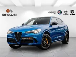 Blu misano, metallic Gebraucht 2020 Alfa Romeo Stelvio Quadrifoglio SUV | 52.850 € (Fairer Preis)