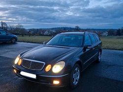 Schwarz Gebraucht 2005 Mercedes E320 Kombi | 3.600 € (Fairer Preis)