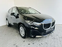 Schwarz Neu 2025 BMW 218 Active Tourer Comfort Edition Van / Kleinbus | 38.469 € (Fairer Preis)