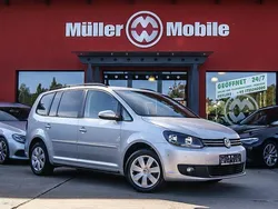 Reflexsilber Gebraucht 2015 VW Touran Comfortline Van / Kleinbus | 10.900 € (Etwas zu teuer)