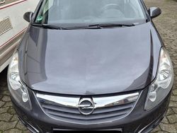 Grau Gebraucht 2010 Opel Corsa Edition Kleinwagen | 3.550 € (Fairer Preis)
