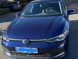 Blau Gebraucht 2021 VW Golf VIII Style Limousine | 25.900 € (Etwas zu teuer)