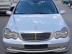 Gebraucht 2002 Mercedes 200 | 2.350 €