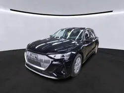 Mythosschwarz metallic Gebraucht 2022 Audi e-tron S-Line SUV | 40.840 € (Guter Preis)