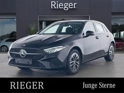 Black metallic Gebraucht 2024 Mercedes A250 Progressive Limousine | 30.488 € (Guter Preis)