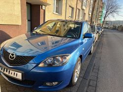 Blau Gebraucht 2004 Mazda 3 Comfort Limousine | 3.200 € (Guter Preis)