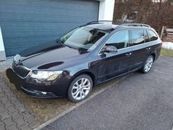 Schwarz Gebraucht 2015 Skoda Superb Ambition Kombi | 13.799 € (Guter Preis)