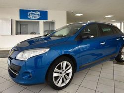 Blau Gebraucht 2012 Renault Mégane III Bose Edition Kombi | 3.980 € (Guter Preis)