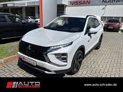 Weiß Gebraucht 2022 Mitsubishi Eclipse Cross Plus SUV | 29.880 € (Teuer)
