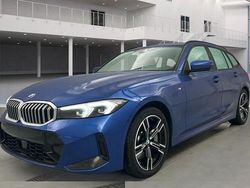Blau Gebraucht 2025 BMW 330 M Sport Kombi | 41.900 € (Guter Preis)