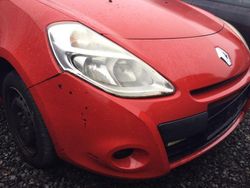 Rot Gebraucht 2012 Renault Clio II Campus | 2.500 € (Fairer Preis)