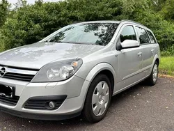 Silber Gebraucht 2006 Opel Astra Edition+ Kombi | 2.199 € (Fairer Preis)