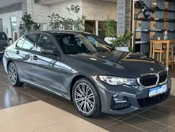 Grau Gebraucht 2020 BMW 330e M Sport Limousine | 31.000 € (Guter Preis)