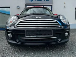 Schwarz Gebraucht 2011 Mini Cooper Kleinwagen | 3.333 €
