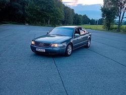 Grau Gebraucht 1995 Audi A8 Limousine | 3.900 €
