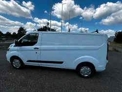 Weiß Gebraucht 2019 Ford Transit Custom Van / Kleinbus | 10.500 €