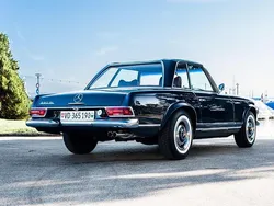 Blau Gebraucht 1966 Mercedes W113 Cabrio | 89.500 €